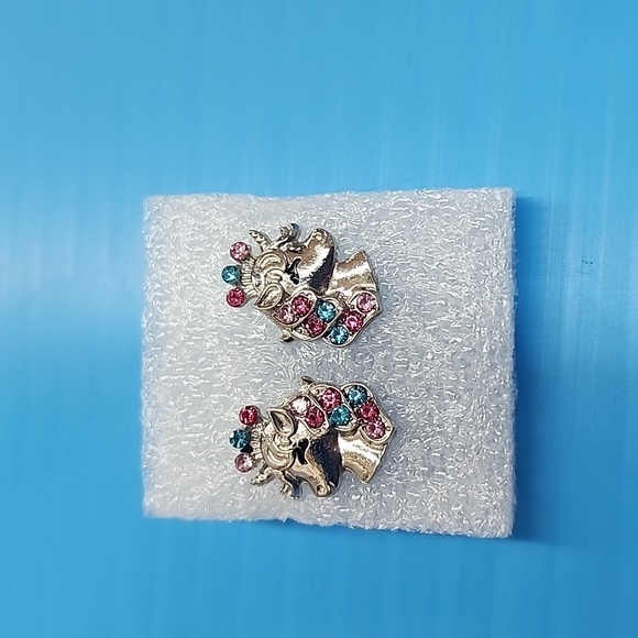 Unicorn Earrings - Picture 1 of 3